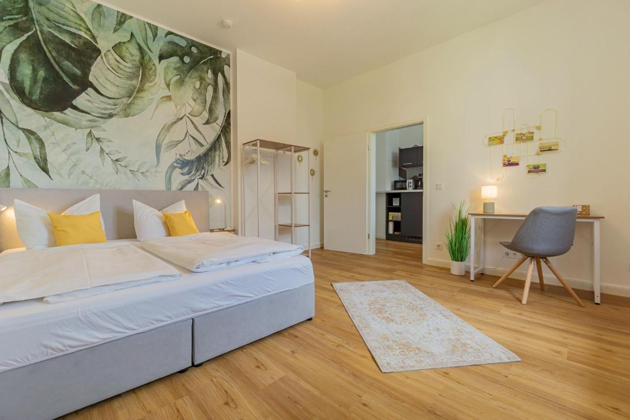 Modernes Apartment - Zentral, Ruhig, Wlan, Netflix, Kueche, Schreibtisch, Parkplatz, Waschtrockner Cottbus Ngoại thất bức ảnh